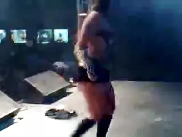 Video ya nyumbani ya bibi wa Brazili funk.