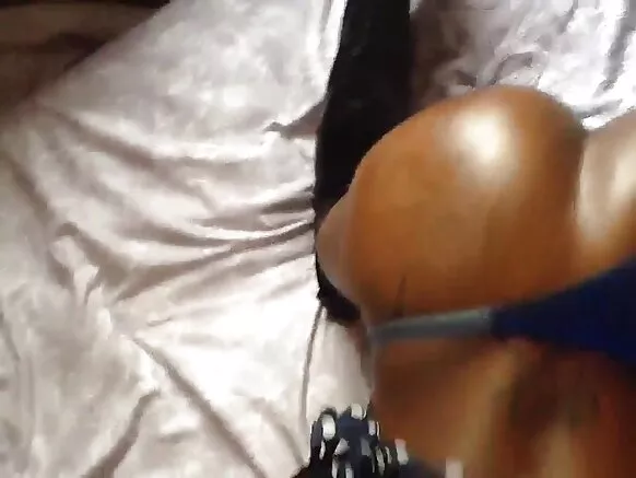 Mimi na Sinnamin, mkundu wa jinsia mbili, video ya ngono iliyotengenezwa nyumbani.
